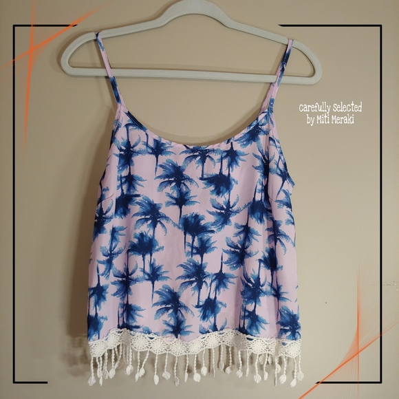 Charlotte Russe Palm Tree Top with Fringe Size M - Picture 1 of 8